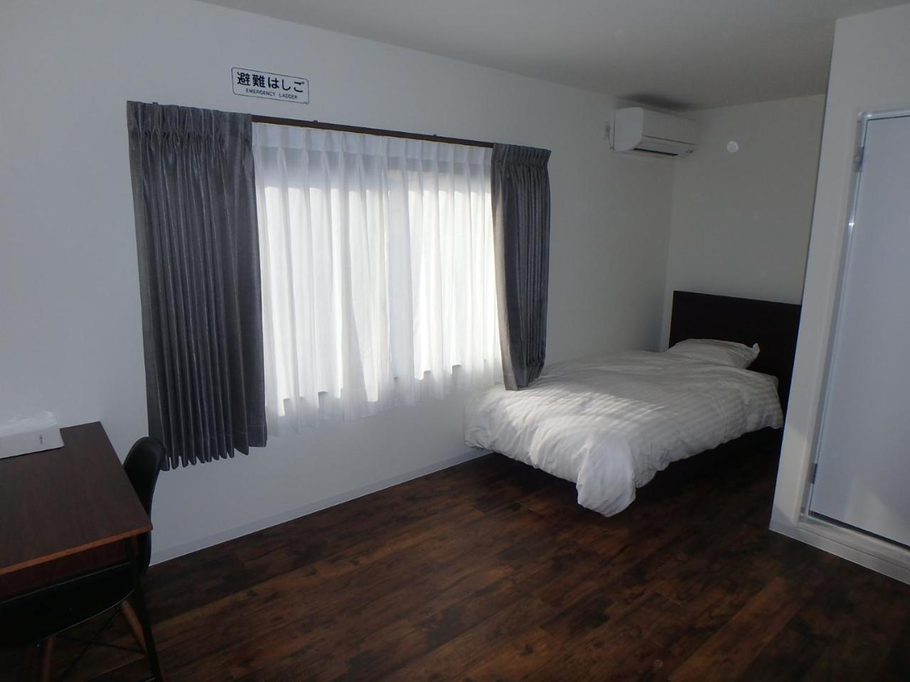 Bed & Breakfast Renga Daikanyama Токио Экстерьер фото